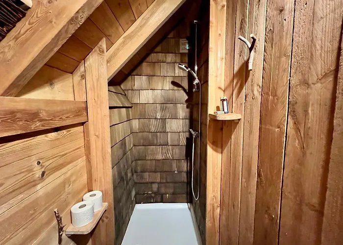 Les Cabanes De Rensiwez