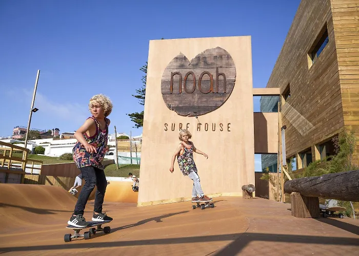 Noah Surf House Portugal Hotel Santa Cruz 