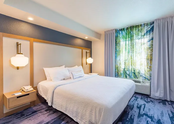 Fairfield Inn And Suites By Marriott Tampa North Temple Terrace