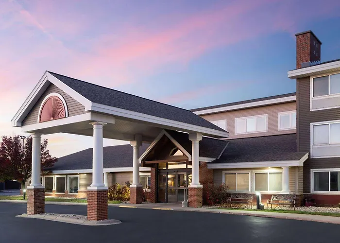 Americinn By Wyndham Beaver Dam