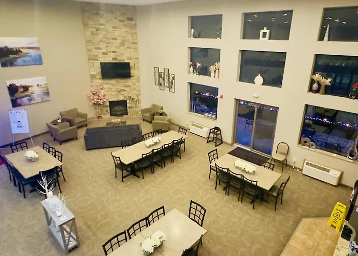Qube Hotel - Polk City