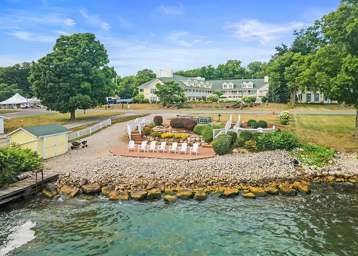 Kelleys Island Venture Resort