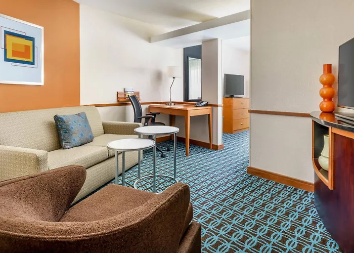 Fairfield By Marriott Peoria East Hotel