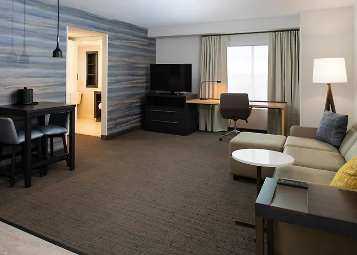 Residence Inn Visalia