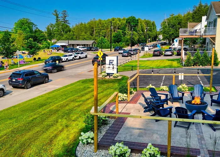 Fresh Coast Motel