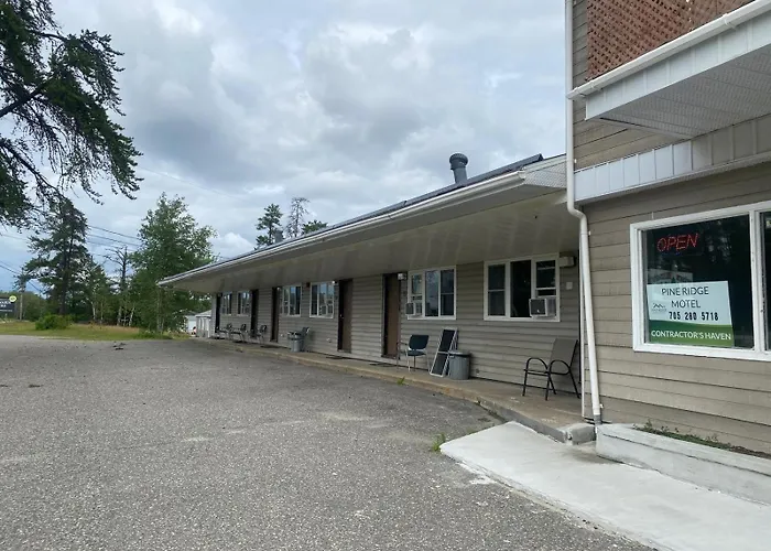 Pine Ridge Motel