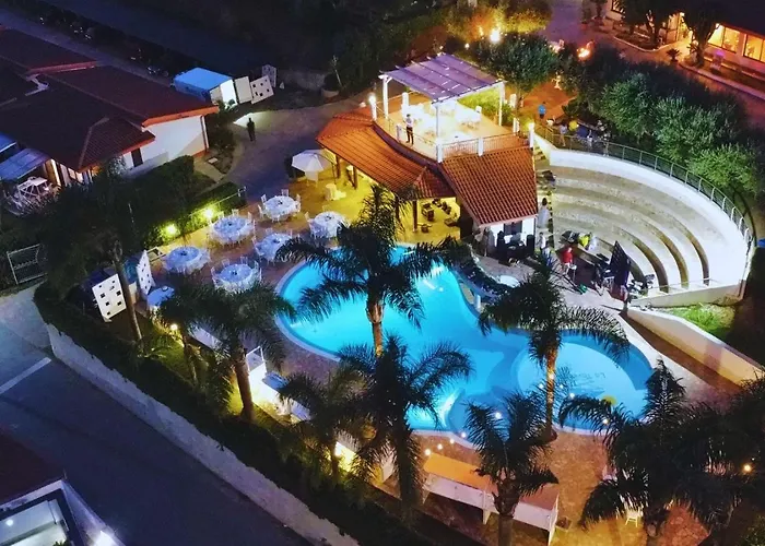 Residence Hotel La Taverna Capo Vaticano