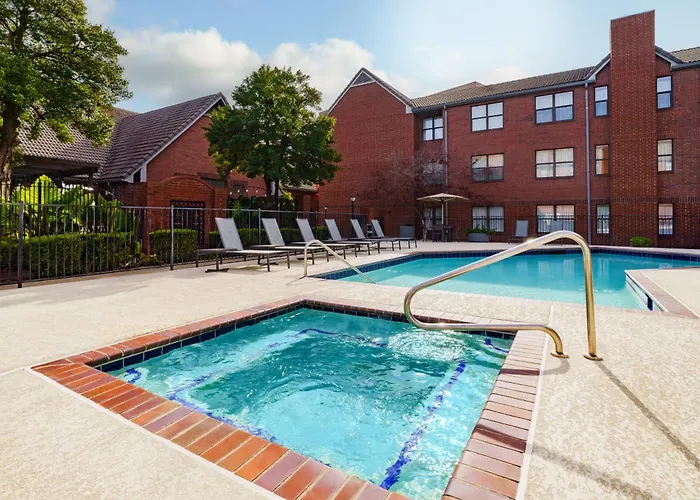 Residence Inn Dallas /Quorum Drive