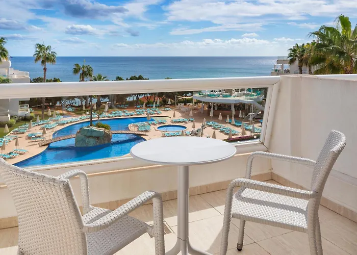 Aparthotel Tropic Garden Santa Eulalia del Río