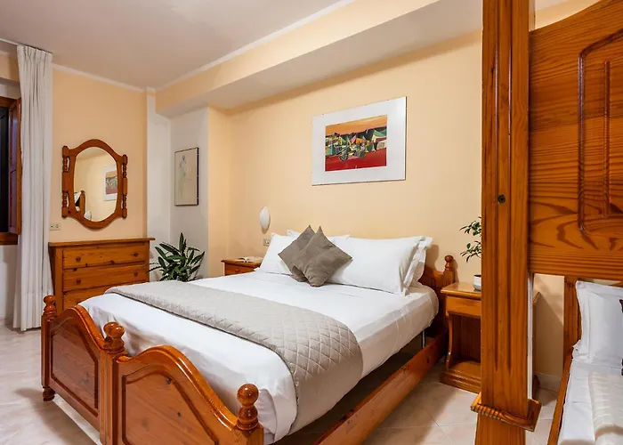 Hotel Iris