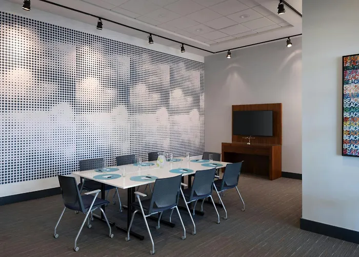 Aloft By Marriott Sarasota Hotel