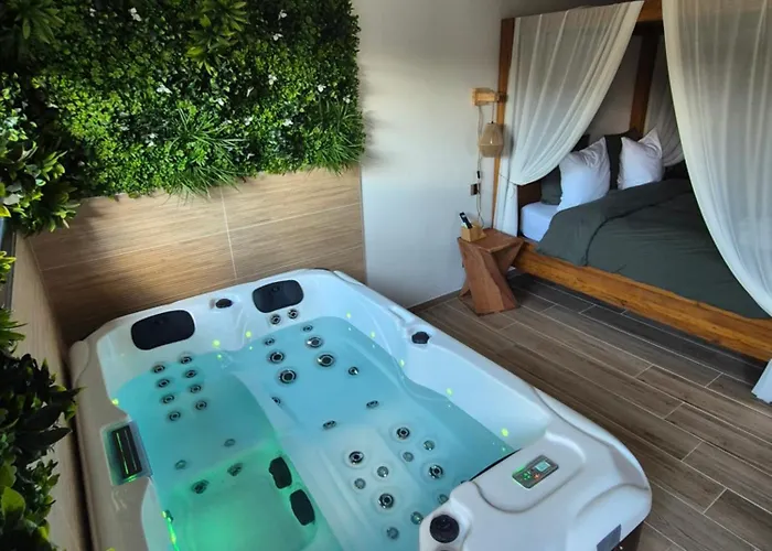 Le Cocoon - Jacuzzi