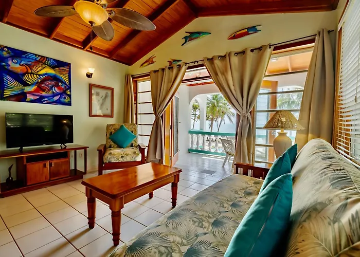 Coral Bay Villas