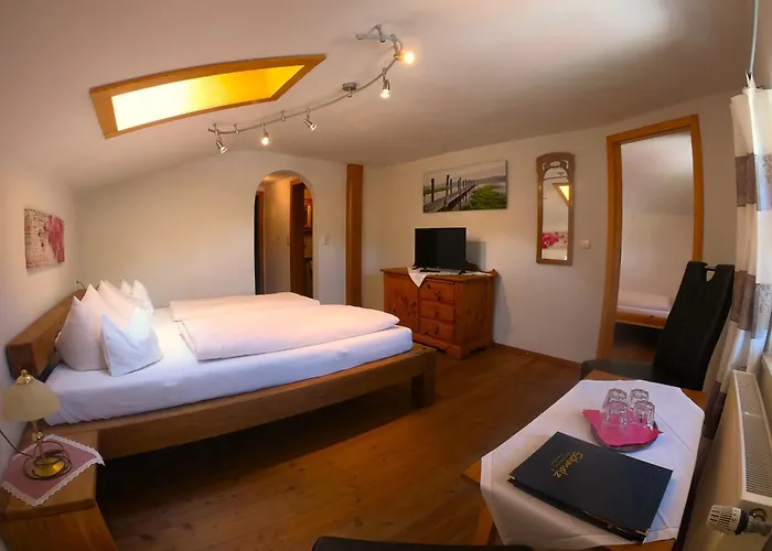 Aktivhotel&Gasthof Schmelz Ihr familienfreundliches Urlaubs Hotel mit Wellness, Almsauna, Chiemgau Karte Inzell
