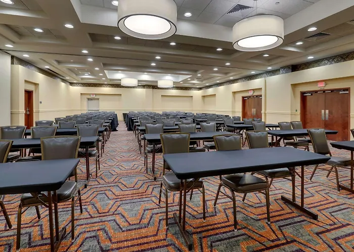 Drury Inn & Suites Charlotte Northlake