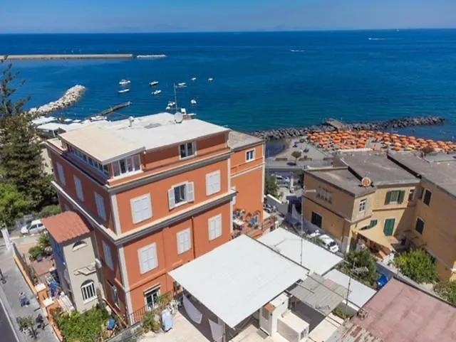 Excelsior Mare Suite