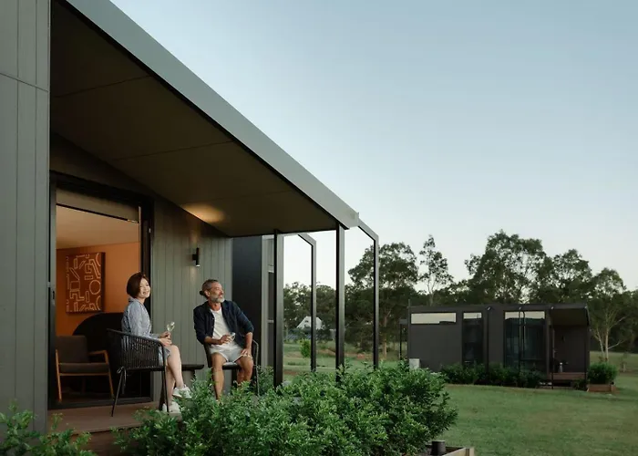 The Lane Retreat