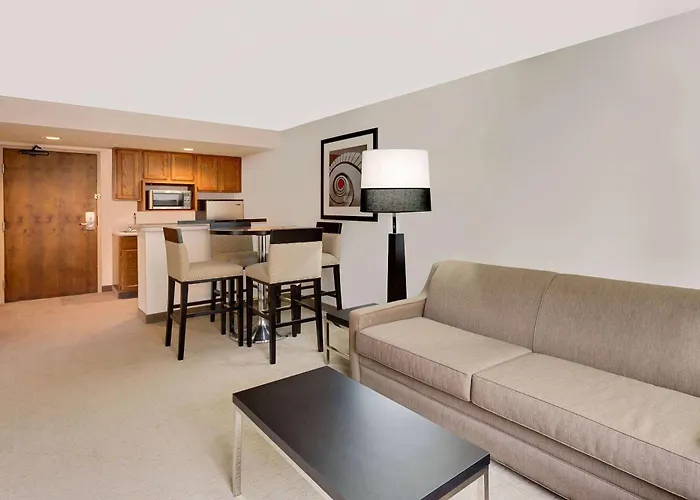 Ramada By Wyndham Marquette Hotel