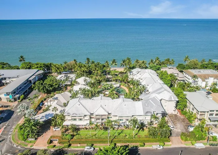 Coral Sands Beachfront Resort