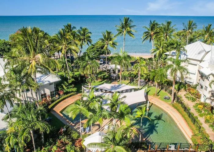 Coral Sands Beachfront Resort