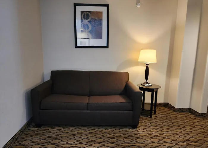 Holiday Inn Express Hotel & Suites Cadillac By Ihg