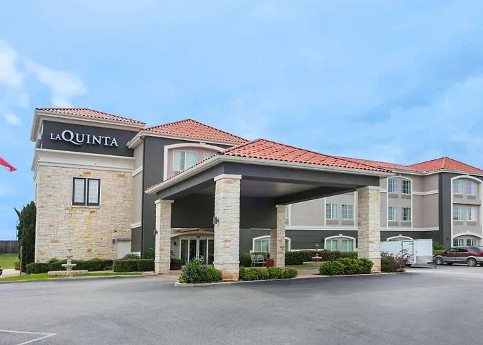 La Quinta By Wyndham Fredericksburg Hotel
