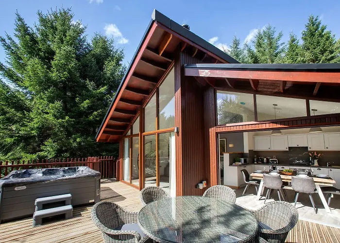 Delamere Forest Cabins - Forest Holidays