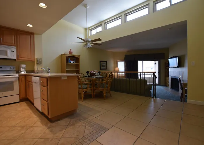 Aquamarine Villas Oceanside