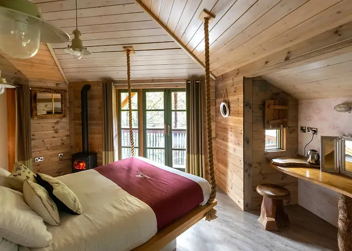 Deerpark Cabins, Cornwall - Forest Holidays Liskeard