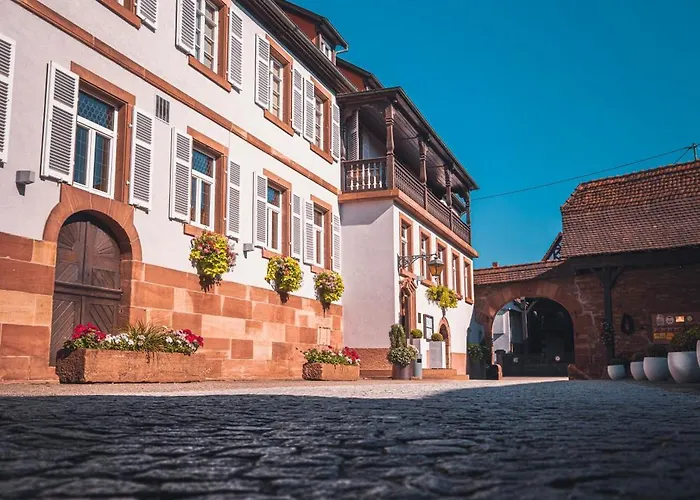 L'Auberge Du Cheval Blanc Et Spa Lembach