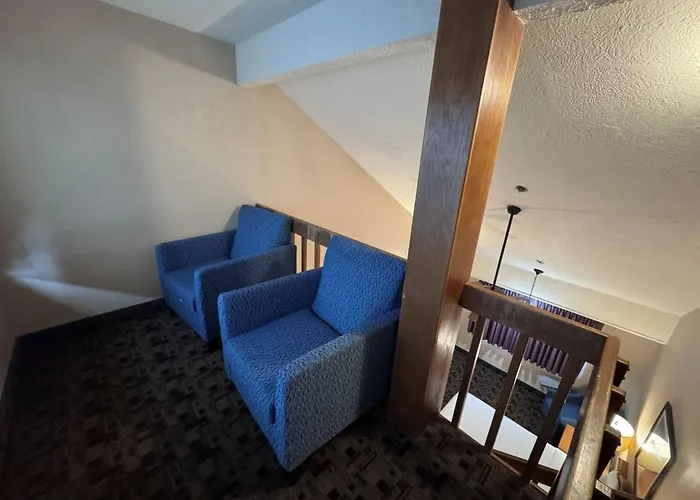 Promenade Inn & Suites Oceanfront