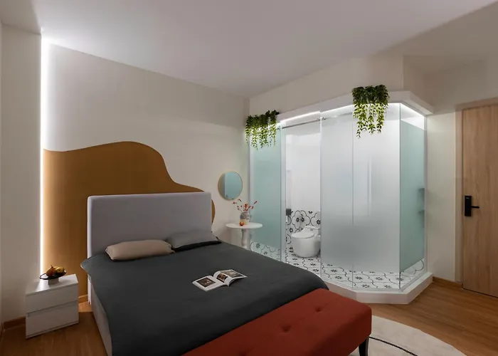 Zeus Living - City Central