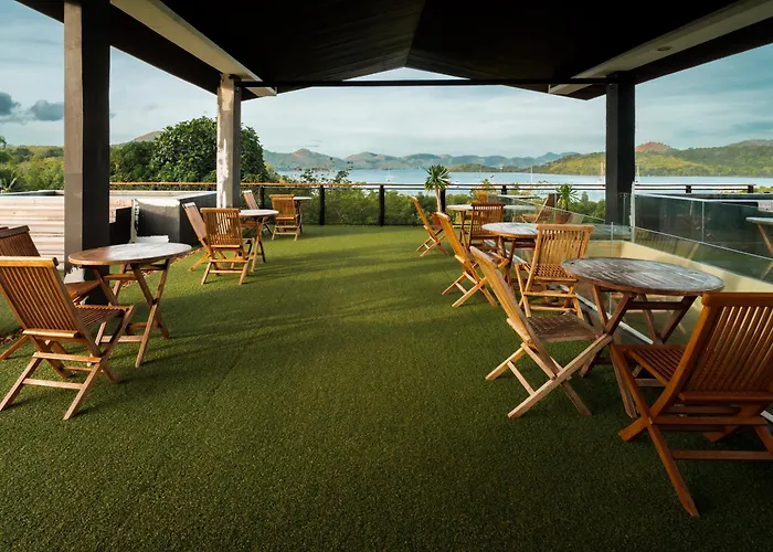 The Funny Lion - Coron Hotel