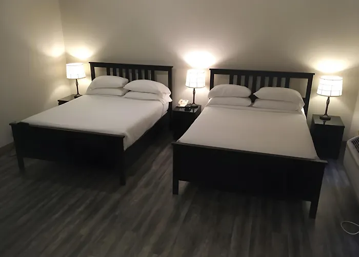 Boulder Twin Lakes Inn