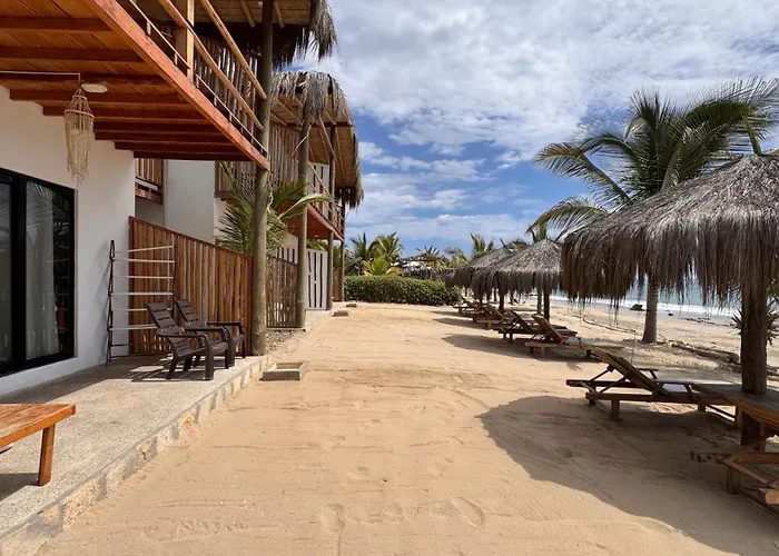 Baja Canoas Hotel