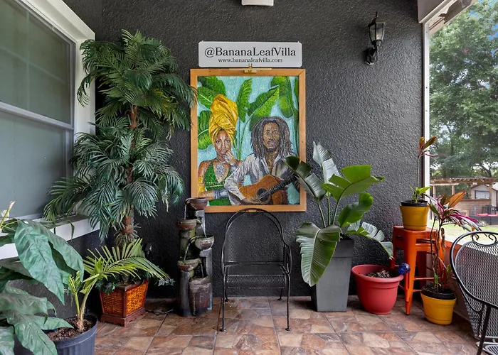 Banana Leaf Villa