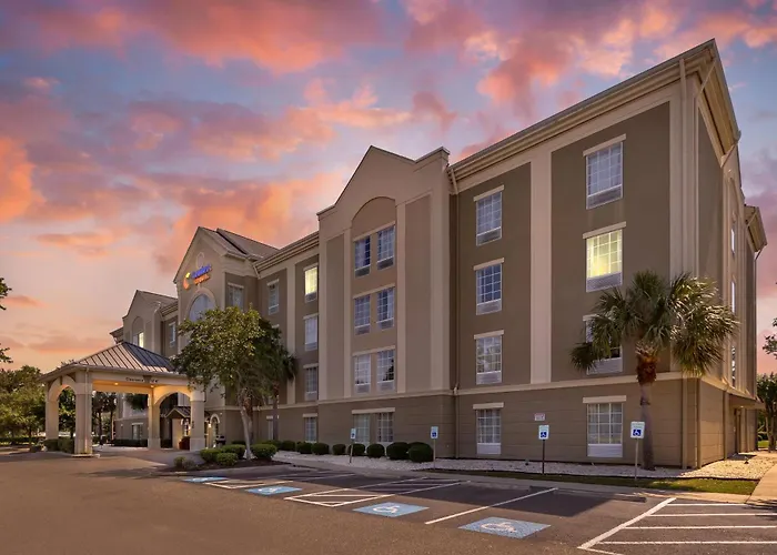 Comfort Suites Myrtle Beach Central