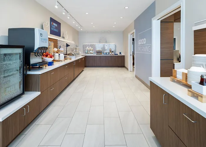 Holiday Inn Express And Suites Newberry By Ihg