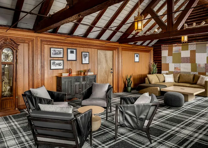 Mont Gabriel, Sainte-Adele, A Tribute Portfolio Resort