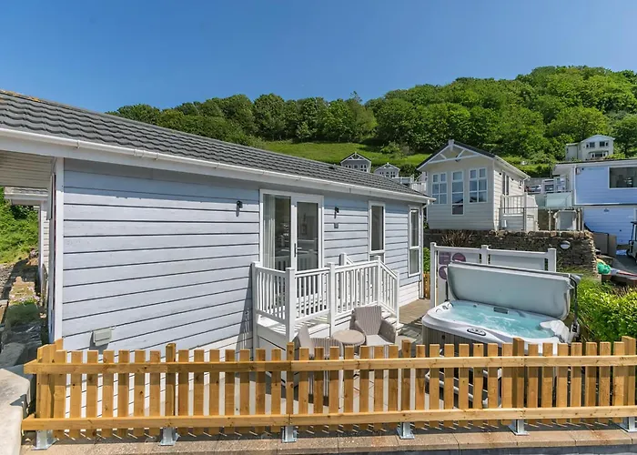 Beach Cove Coastal Retreat