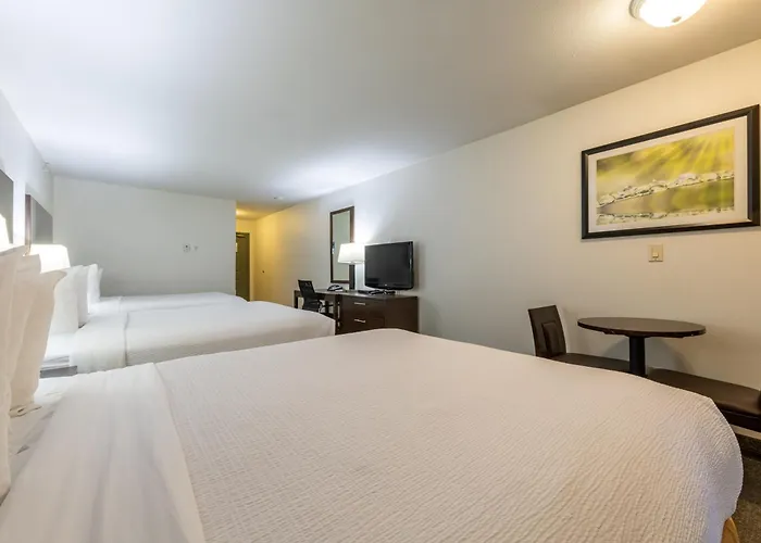 Ramada Golden Hotel