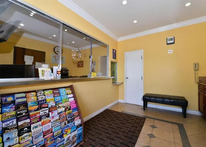 Americas Best Value Inn & Suites Downtown Sw