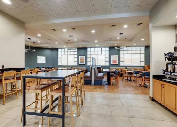 Drury Inn & Suites Dayton North