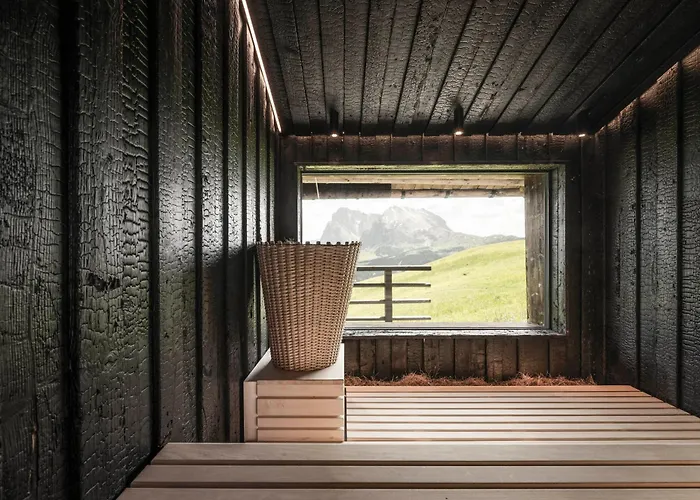 Hotel Goldknopf Alpe Di Siusi