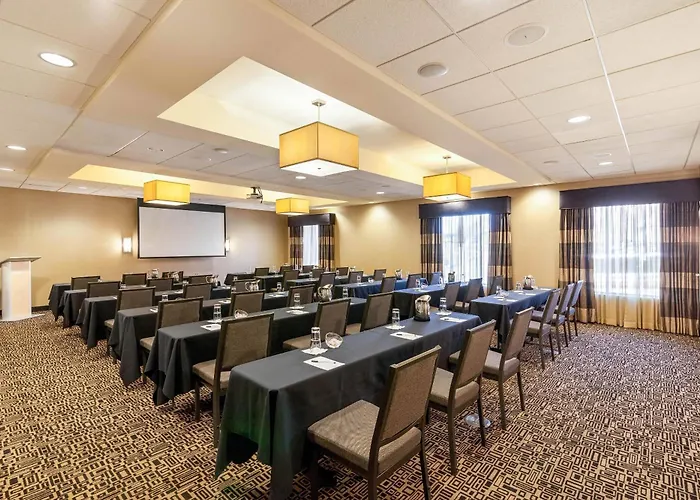 Cambria Hotel Pittsburgh - Downtown