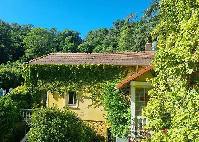 Suite Avec Jacuzzi et jardin privé dans un écran de verdure au calme et 20min Paris