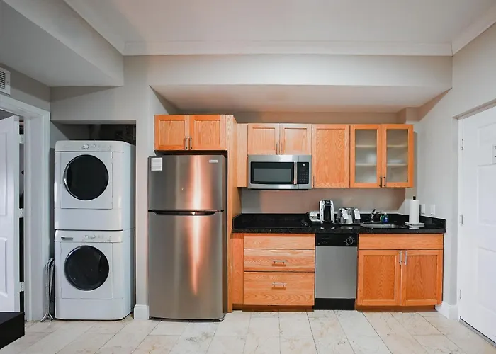 Nuvo Suites Hotel - Miami Doral Sweetwater