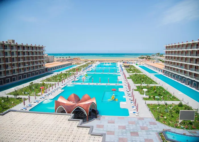 Rewaya Majestic Resort Hurghada