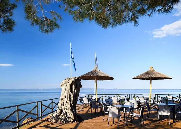 Blue Dolphin Hotel Metamorfosi 