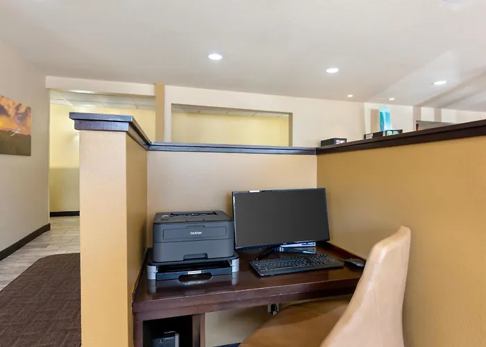 Quality Inn Columbia Mall Grand Forks